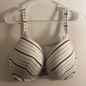 38G Cacique-Lane Bryant Bra